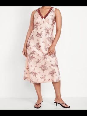 Floral Lace-Trim Satin Feel dress in Blush, Size XL, NEW WITH TAGS!